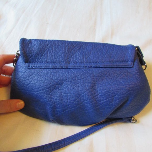 *3 for $25* blue small cross body purse/clutch - Picture 5 of 5
